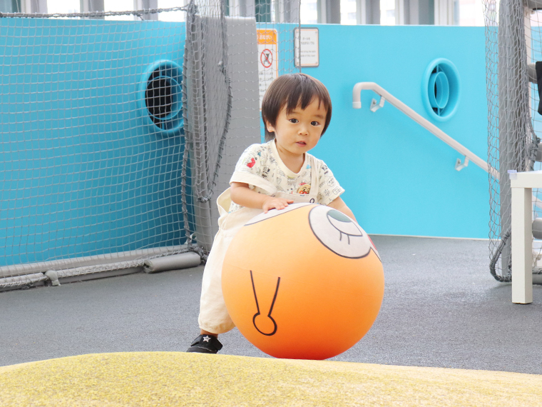 ふわふわのボールであそぼう げんき100ばいブログ 福岡アンパンマンこどもミュージアムinモール